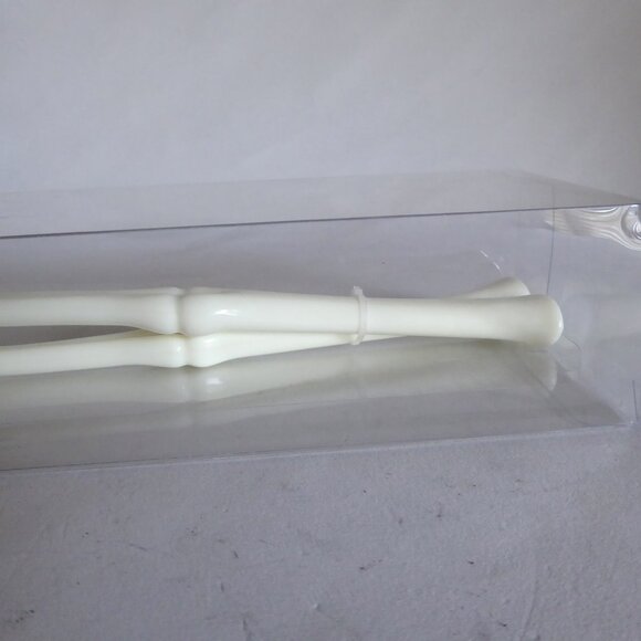 NEW 13” HALLOWEEN PLASTIC SKELETON ARM HANDS SERVING UTENSILS TONG SET - Picture 6 of 8